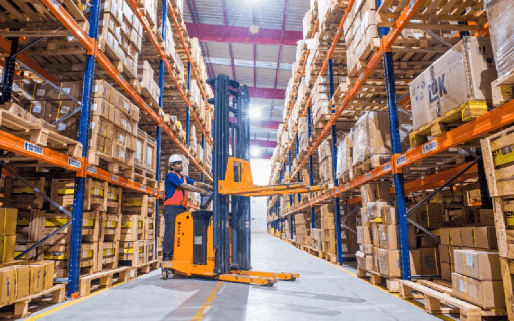 5 common warehouse hindrances how to eliminate them blog 1080x675 1 1024x640